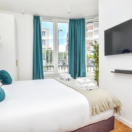 Charming And Cosy Flat Next To The Eiffel Tower Appartement