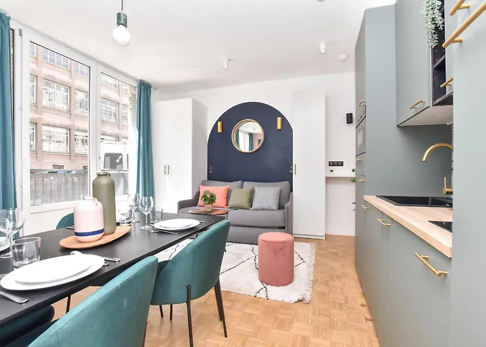 Charming And Cosy Flat Next To The Eiffel Tower Paris