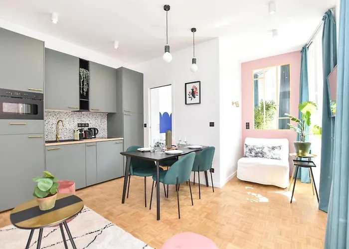 Charming And Cosy Flat Next To The Eiffel Tower 아파트 *
